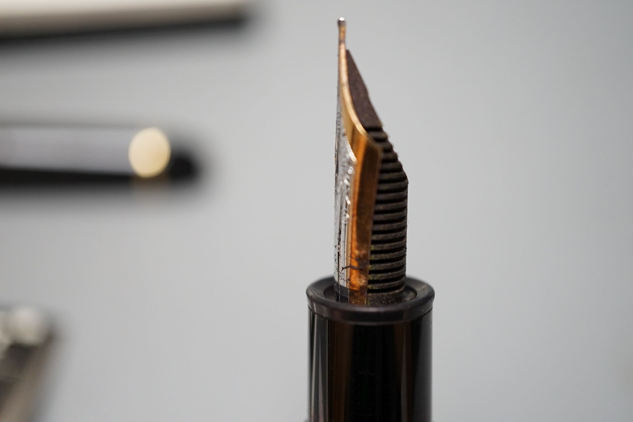A Montblanc Meisterstuck fountain pen, boxed